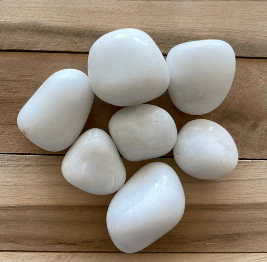 Tumbled Stone Snow Quartz - (35-50 mm)